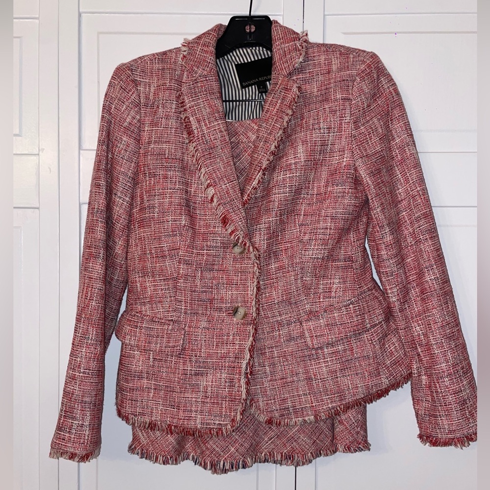 Banana Republic suit